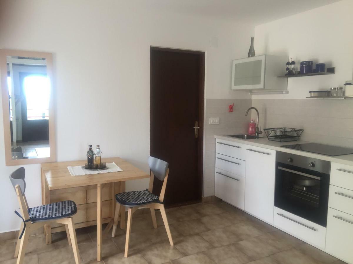 Apartman Cvenkica Omisalj Ngoại thất bức ảnh