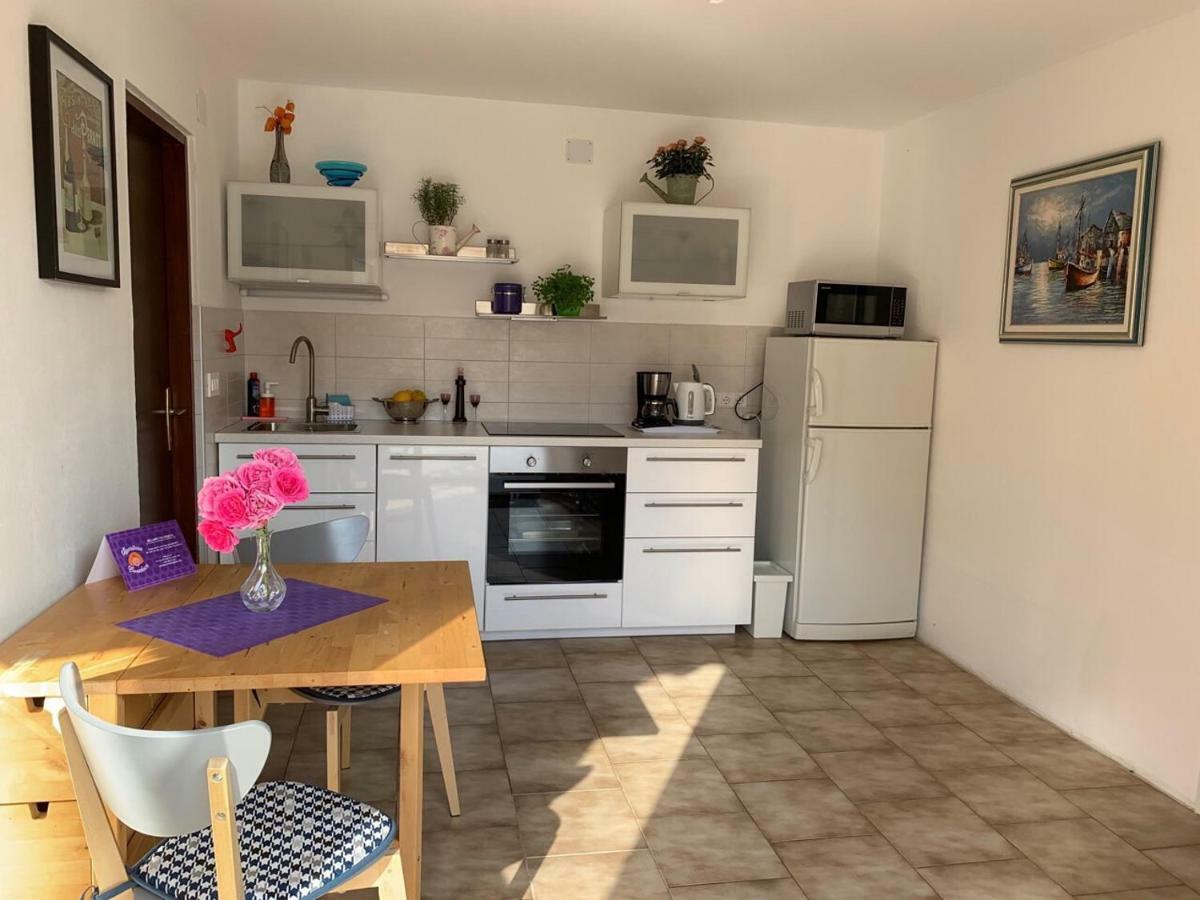 Apartman Cvenkica Omisalj Ngoại thất bức ảnh